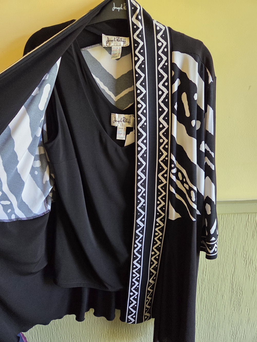 Joseph Ribkoff Elegant Black and White Geometric Trim Women’s Dress Set - Picture 4 of 4